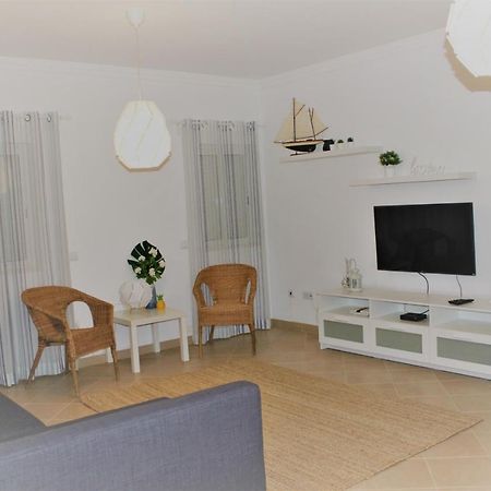 Casa Camoes, Near Airport, 4Km Faro Beach Apartment Luaran gambar