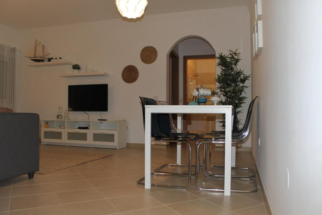 Casa Camoes, Near Airport, 4Km Faro Beach Apartment Luaran gambar