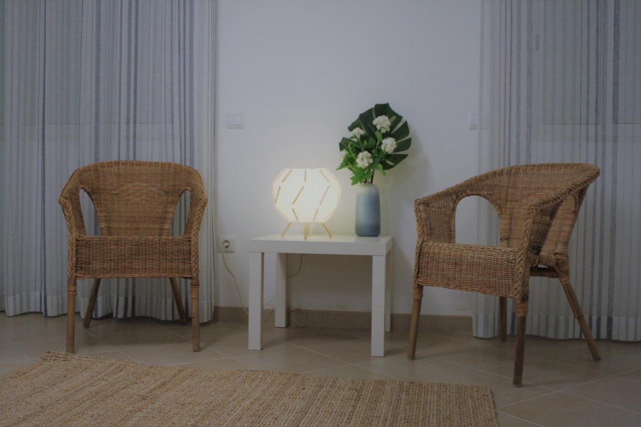 Casa Camoes, Near Airport, 4Km Faro Beach Apartment Luaran gambar